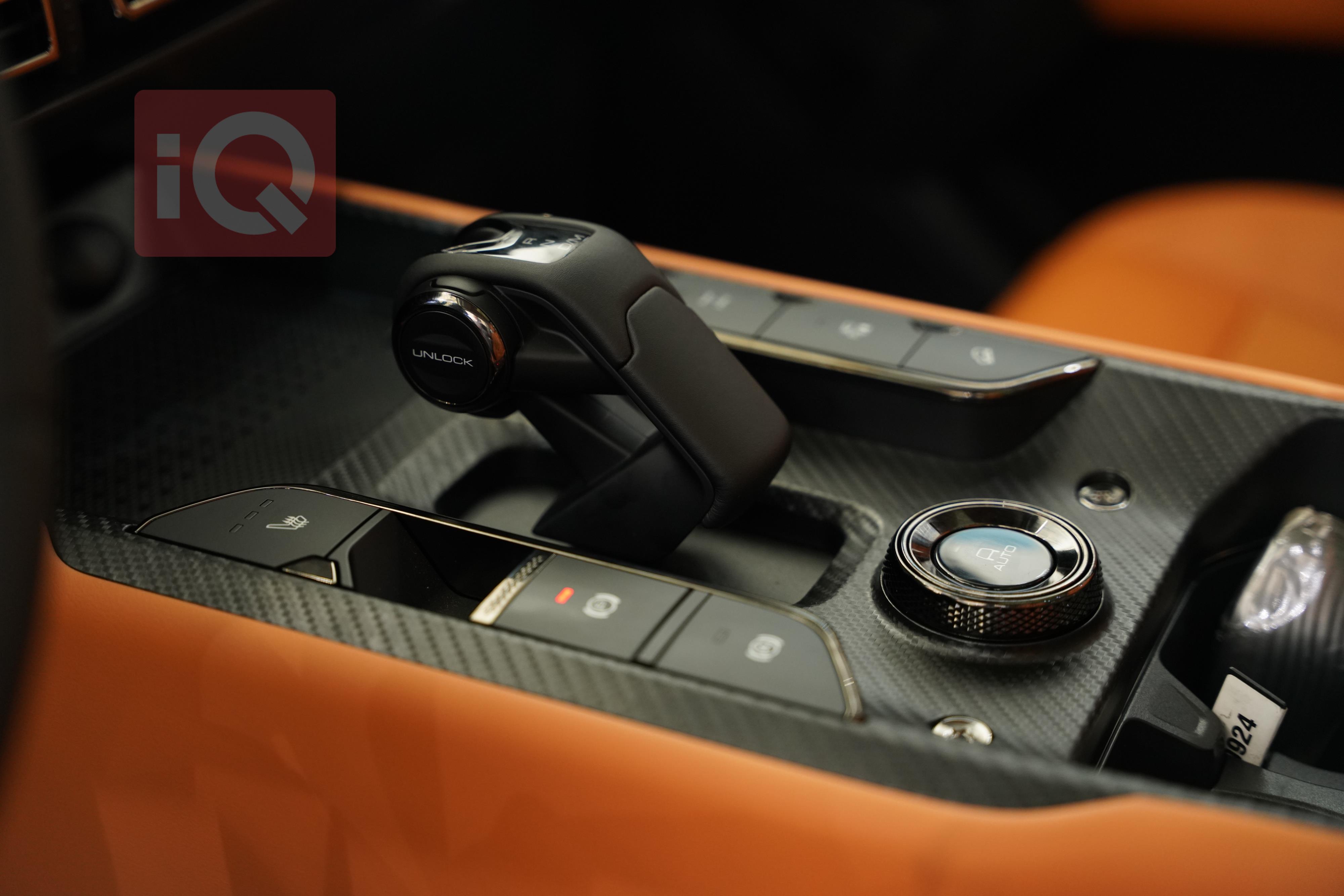 https://cdn.iqcars.ioDSC01545.jpg
